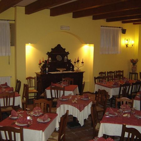 Ai Vecchi Crateri Hostal SantʼAlfio Exterior foto