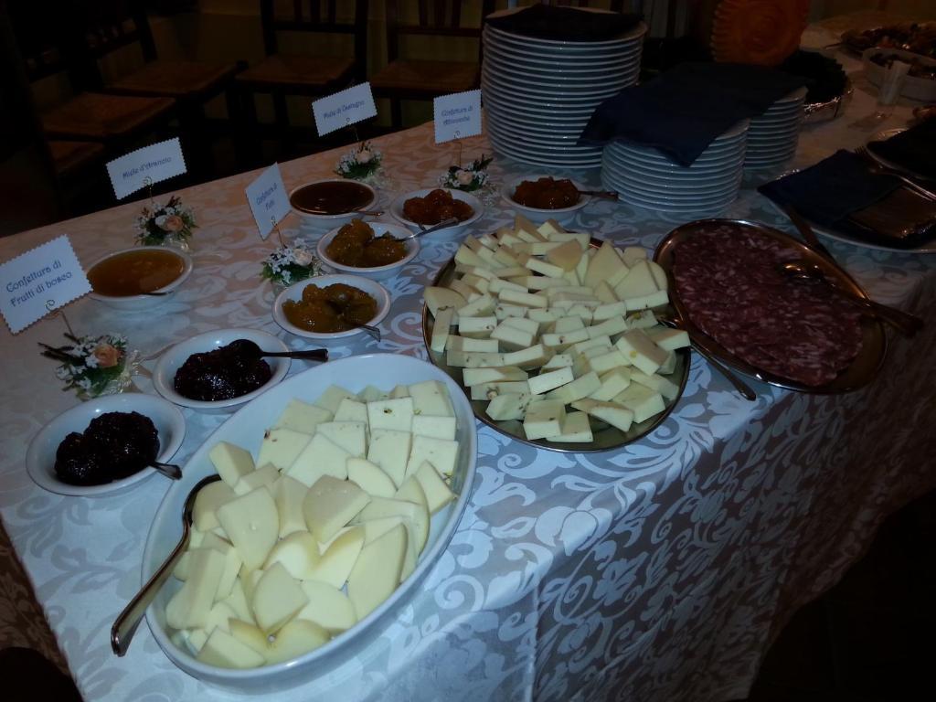 Ai Vecchi Crateri Hostal SantʼAlfio Exterior foto