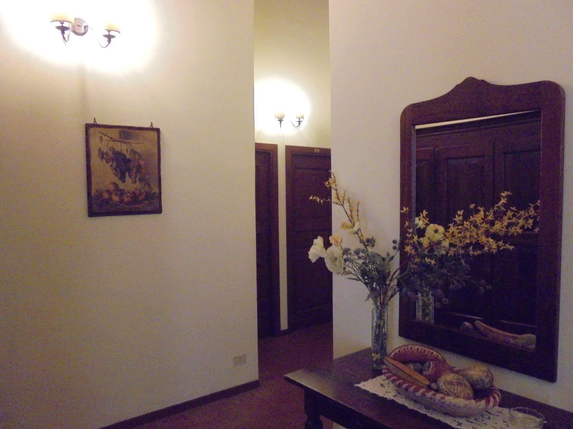 Ai Vecchi Crateri Hostal SantʼAlfio Exterior foto